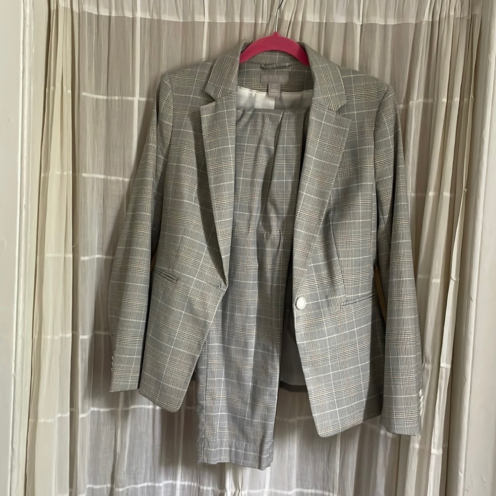 H&M Women’s Suit Set
